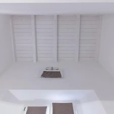 Carbonara Palace 5 - Luxury Comfort Under Medieval Towers