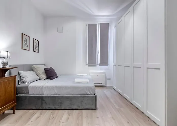 Carbonara Palace 5 - Luxury Comfort Under Medieval Towers Apartment Bologna