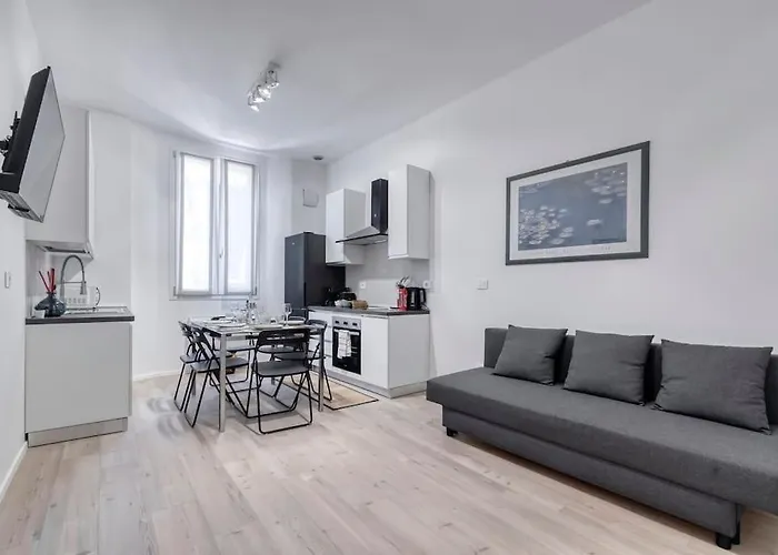 Carbonara Palace 5 - Luxury Comfort Under Medieval Towers * Bolonya