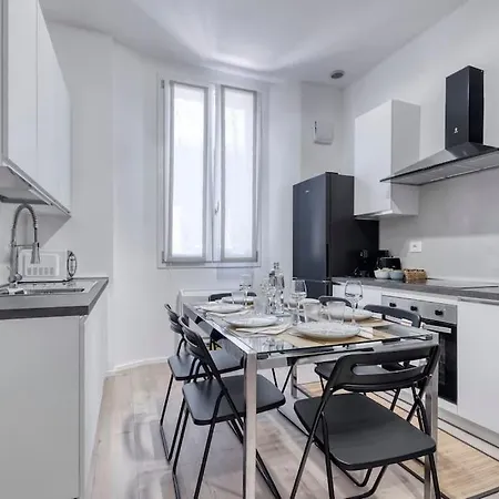 Apartamento Carbonara Palace 5 - Luxury Comfort Under Medieval Towers Bolonia